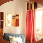Apartment 800M Sanpietro Station, Vatican, Roma Centro