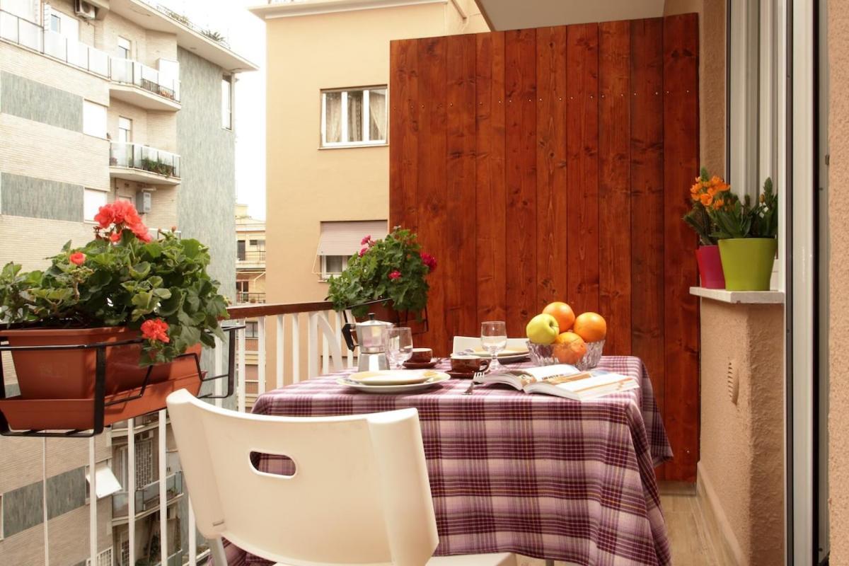 800m Sanpietro Station, Vatican, Centro Apartment